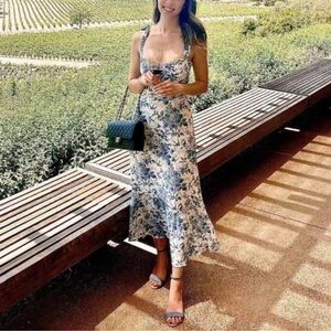 Reformation Nikita Dress in Pompadour Blue White Floral Midi Spring Size 2